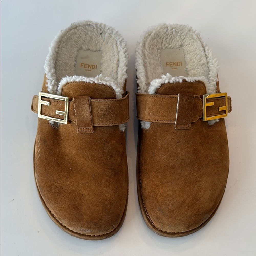 Fendi Gold and Brown Mules with Soft Lining - Picture 2 of 12